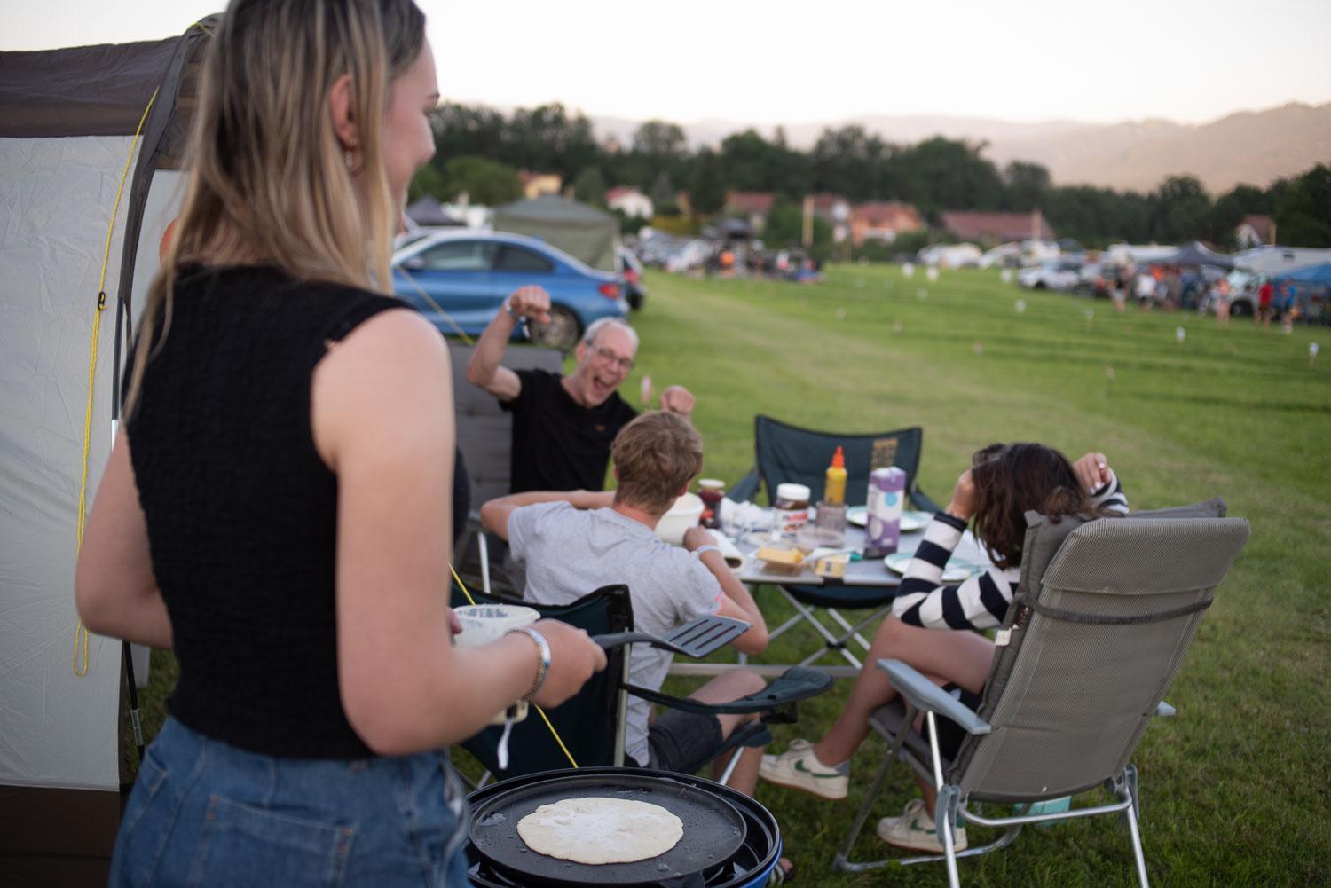 Ring Rast Camping Hotel Spielberg Bei Knittelfeld Buitenkant foto