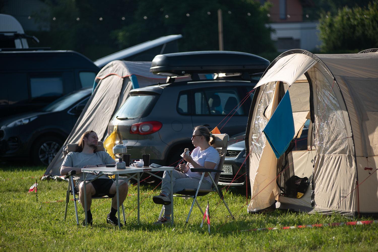 Ring Rast Camping Hotel Spielberg Bei Knittelfeld Buitenkant foto