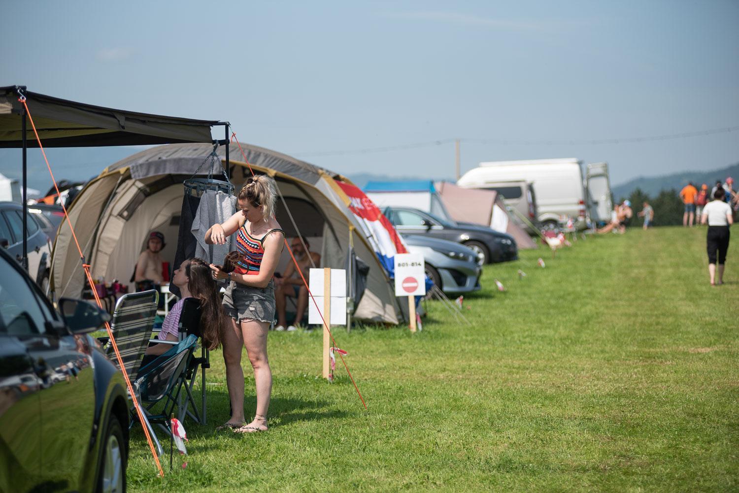 Ring Rast Camping Hotel Spielberg Bei Knittelfeld Buitenkant foto